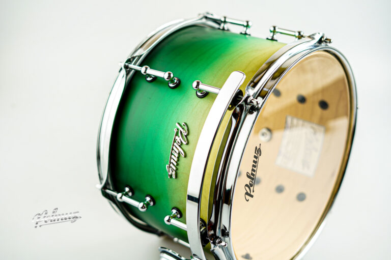Floor tom Polmuz, fade z zieleni w naturalne drewno