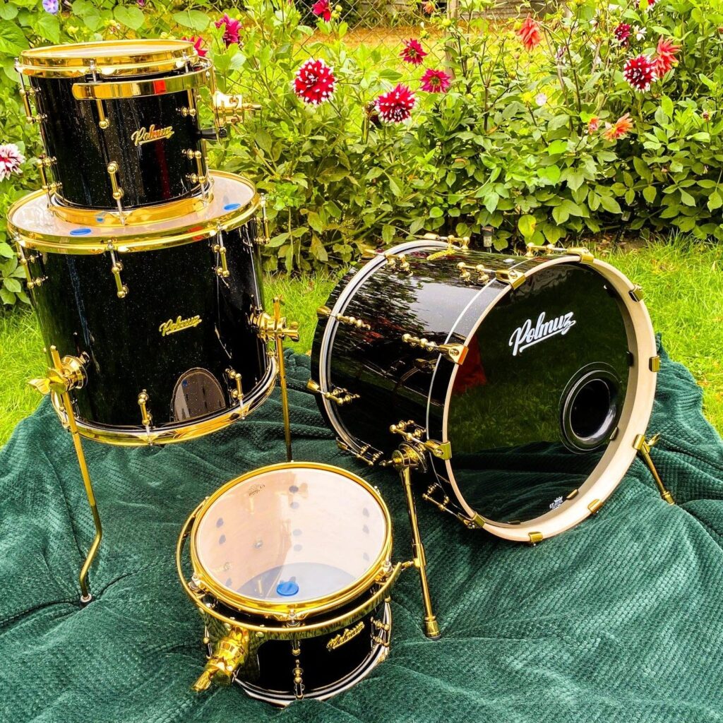 Mateusz, nasz klient — Polmuz Model 2, Black Sparkle, złoty osprzęt — perkusja Polmuz